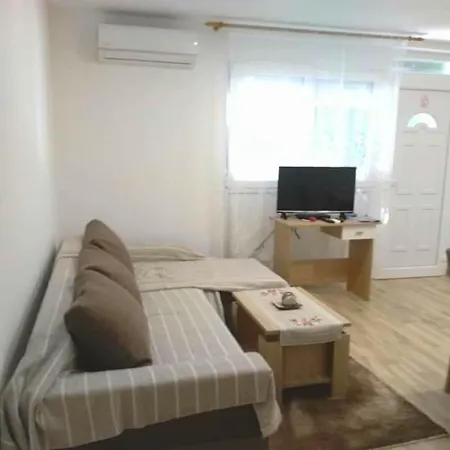 Ruzmarin - Seget Donji, トロギール